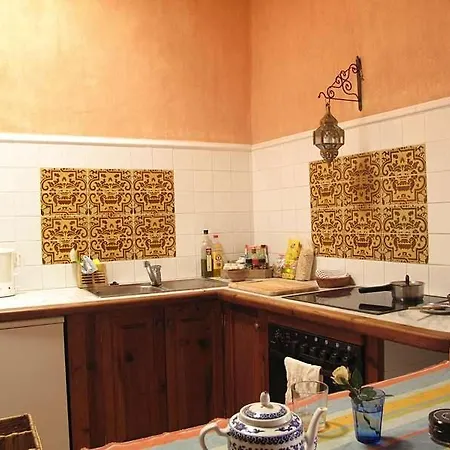 Sleeps 6 Pool Wifi 公寓 *