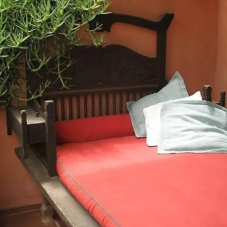 Sleeps 6 Pool Wifi 公寓