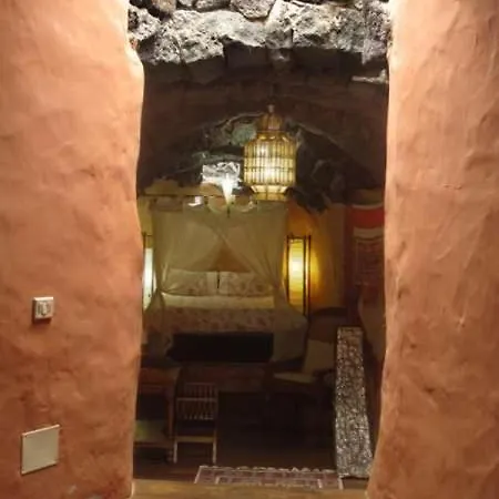 Sleeps 6 Pool Wifi 公寓