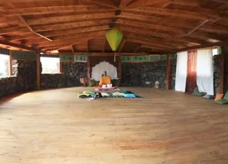 Sleeps 6 Pool Wifi 公寓 Uga